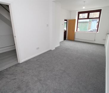 House - Terraced For Rent Caerau Road, Maesteg - Photo 2