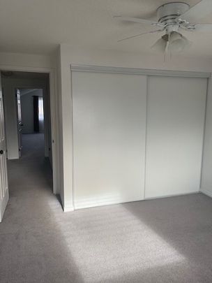 For Lease - 93 Courtney Crescent Unit# Main, Barrie, Ontario - Photo 1