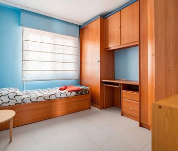 Apartamento de alquiler en Carrer D'elx, Centro - Photo 1