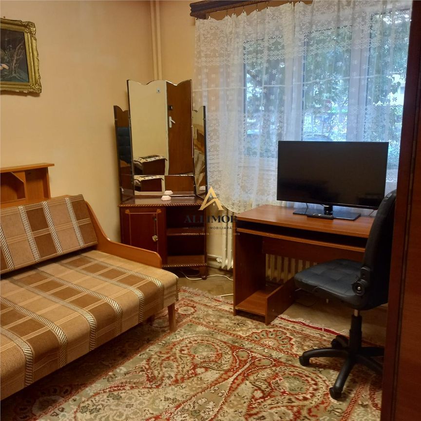 Garsoniera de inchiriat in Ploiesti, zona 8 Martie - Photo 1