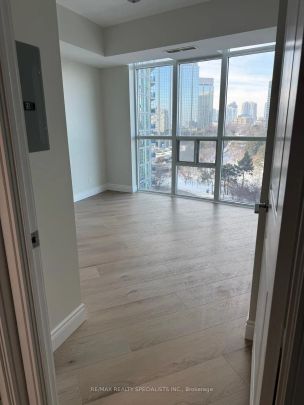 90 Absolute Avenue #810 - Photo 1