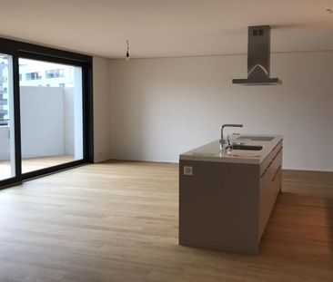 Grosszügige und lichtdurchflutete 5.5 Zimmerwohnung - Wohnen im Ha... - Photo 2