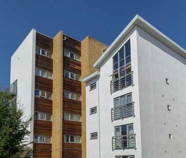 2 bedroom apartment to rent - Photo 6