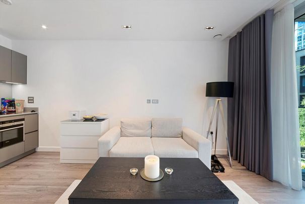 Studio to rent - Photo 1