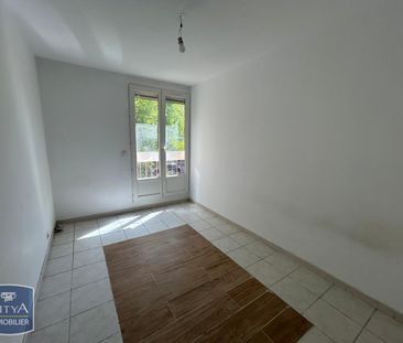 Location Appartement 4 pièces 72m² MARIGNANE 13700 - Photo 4