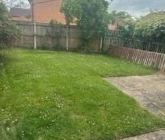 2 bedroom semi-detached house to rent - Photo 5