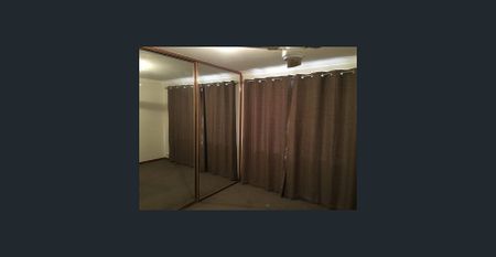 Refurbished villa - Photo 5