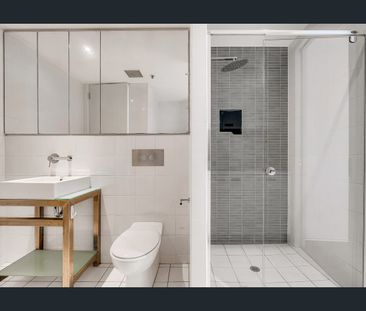 Location Location Location! - Photo 4