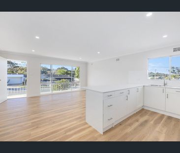 Relaxed Coastal Living in a Prime Flynns Beach Location - Photo 6