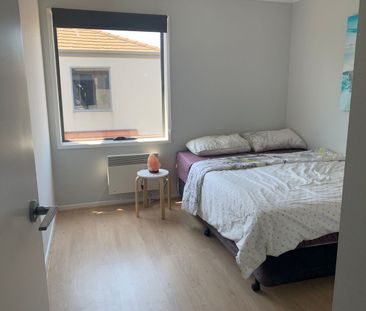 3 Bedroom Townhouse - Photo 4
