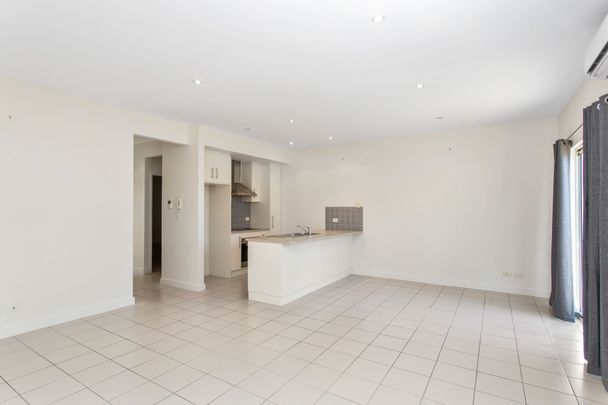 Walk to Restaurants and Beach - Photo 1