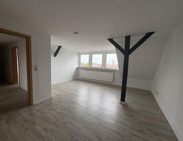 Gemütliche Dachgeschosswohnung in Bremerhaven - Foto 1
