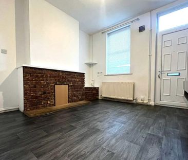 Edward Street - Photo 2