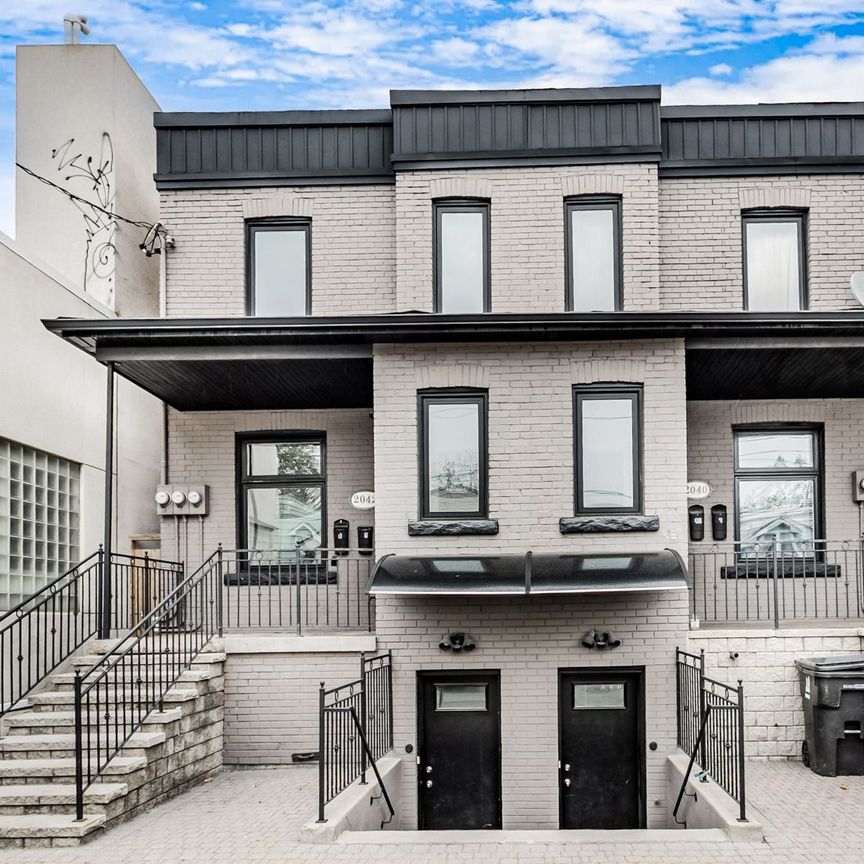 For Lease - 2042 Dundas Street Unit# 2, Toronto, Ontario - Photo 1