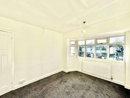 Lindley Avenue, Tipton, DY4 - Photo 1