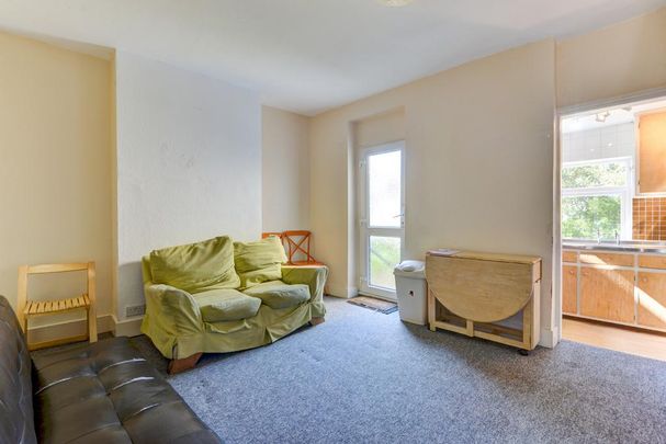5 bedroom house to rent - Photo 1