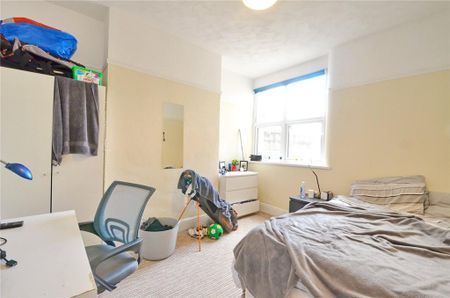 5 bedroom terraced house to rent - Photo 3