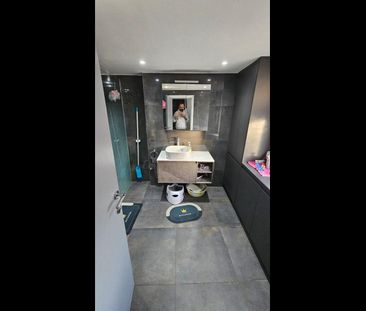 Room in a Shared Flat, Castelnau, SW13 - Photo 4