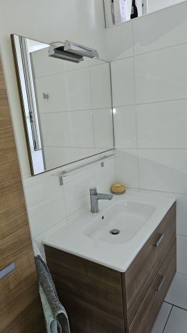 Montpellier Près d'arènes - Appartement T3 Meublé dans maison 61 m² avec jardin partagé - Photo 3