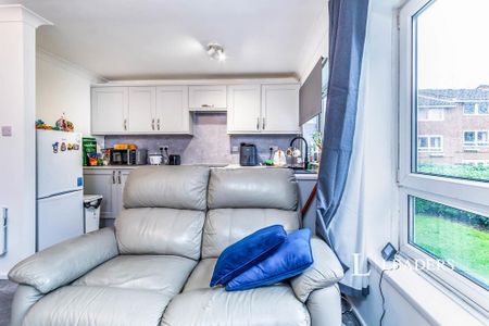 1 bedroom flat to rent - Photo 2