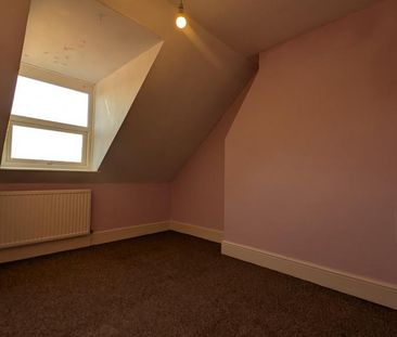 2 bedroom maisonette to rent - Photo 2