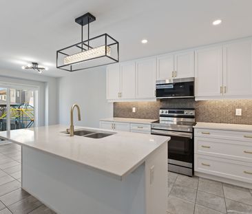 For Lease - 815 Henslows Circle, Orleans - Cumberland and Area, Ont... - Photo 2