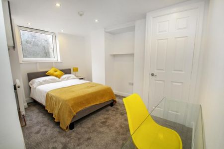 5 bedroom terraced house to rent - Photo 5