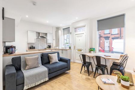 4 bedroom house to rent - Photo 3