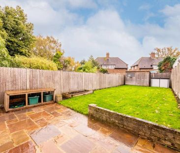 4 bedroom house to rent - Photo 1