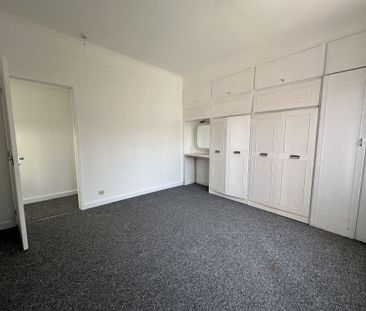 Manor Road, Doncaster, Askern - Photo 4