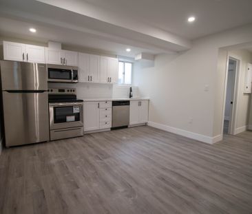 **Cozy** 1-Bedroom Apartment in Welland - Photo 3