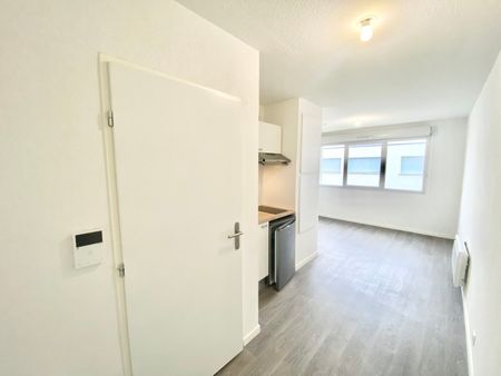 Location Appartement 1 pièce 19m² AUZEVILLE TOLOSANE 31320 - Photo 3