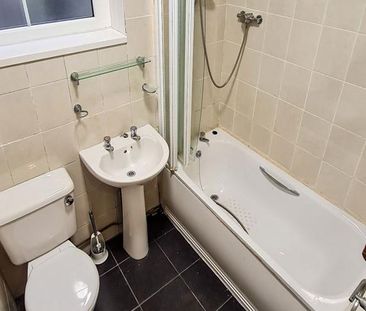 2 bedroom maisonette to rent - Photo 1