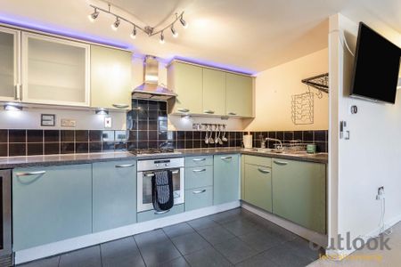 2 bedroom flat to rent - Photo 5