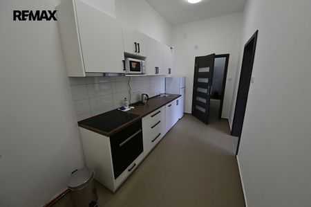 Pronájem bytu 2+1, Žirovnice - Photo 3