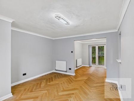 4 bedroom detached house to rent - Photo 4