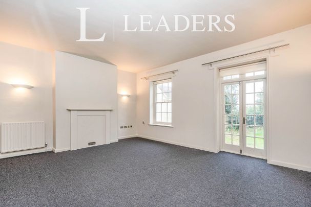 3 bedroom apartment to rent Titchfield Lane, Fareham, PO17 - Photo 1