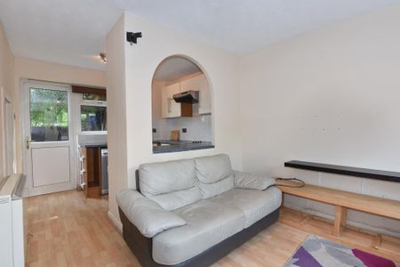 1 bedroom end of terrace house to rent - Photo 2