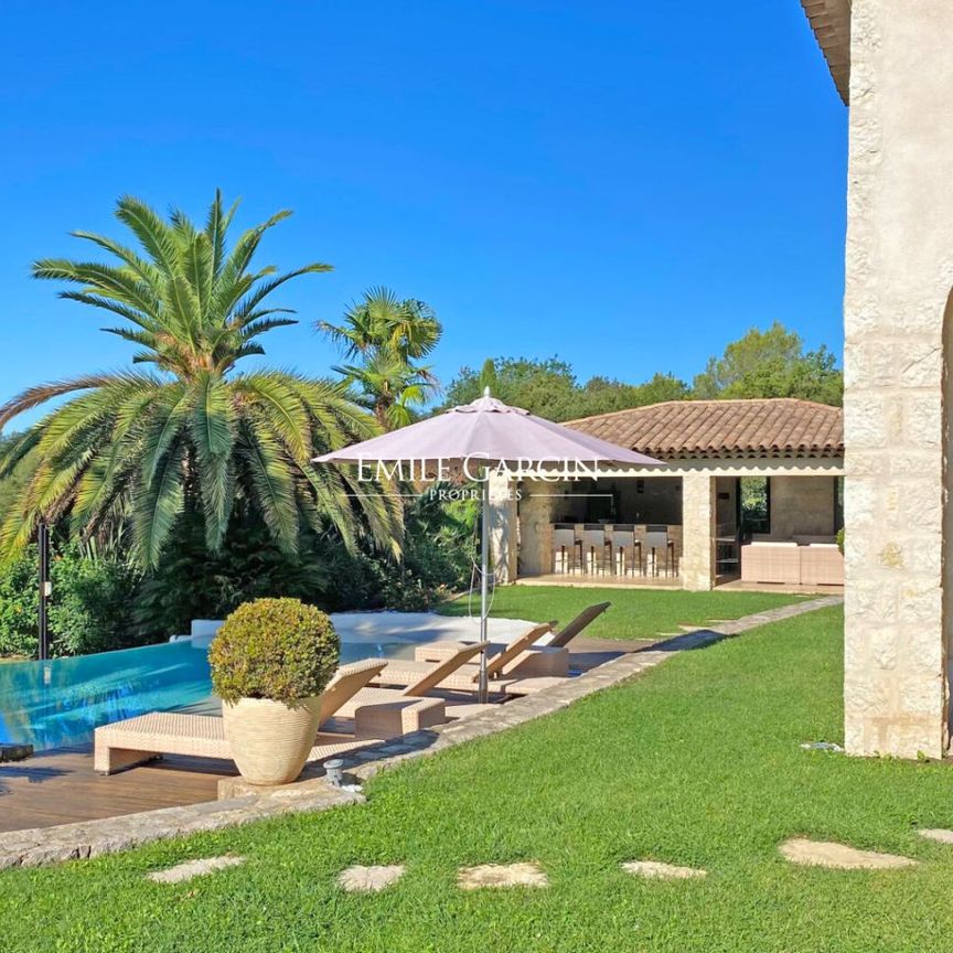 Roquefort les pins, proche Valbonne, maison au calme à louer, Cote d'Azur - Photo 1