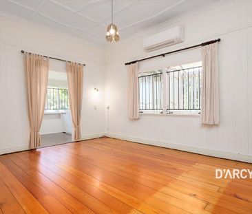 Warm and Charming Family Home - Photo 6