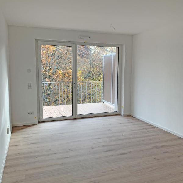 N-Schweinau: Erstbezug! Modern und kompakt - 1-Zi-Whg. (4.OG) mit EBK, Balkon, Aufzug - Photo 1