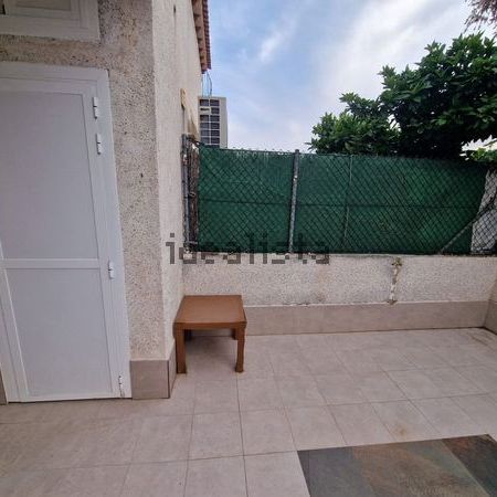 Alquiler de chalet pareado en Urbanizaciones - Foto 1