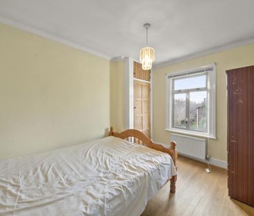 3 bedroom maisonette to rent - Photo 3