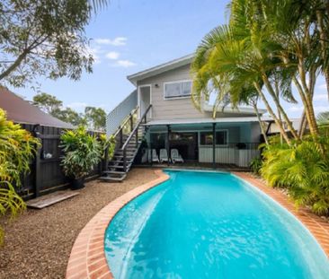 Couples Retreat - Stroll to the Beach - Photo 3