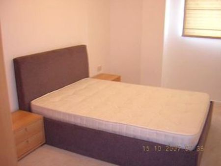 2 Bed Flat, Coode, S3 - Photo 2