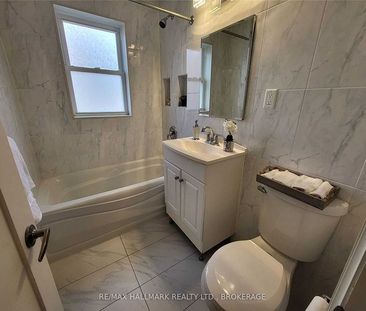 For Lease - 8 Bonfield Avenue Unit# Main, Toronto, Ontario - Photo 2