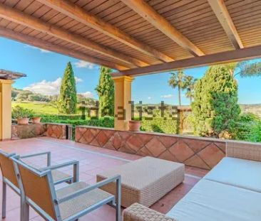 Alquiler de chalet adosado en Calle Guadaíra - Foto 3