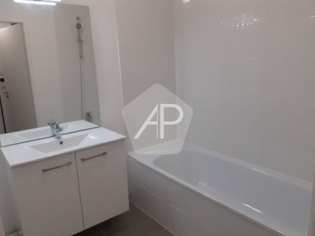 Location Appartement 2 pièces 42m² BRIANCON 05100 - Photo 5