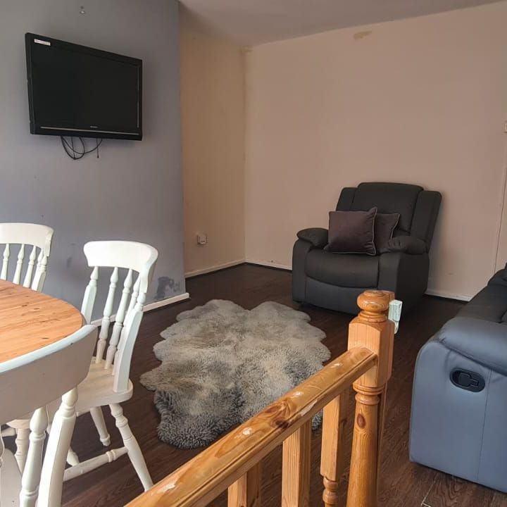 3 Bed - 29 Harold Place, Hyde Park, Leeds - LS6 1PQ - Student - Photo 1