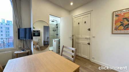 T2 meublé au dernier étage – Colombes – Cave incluse - Photo 3